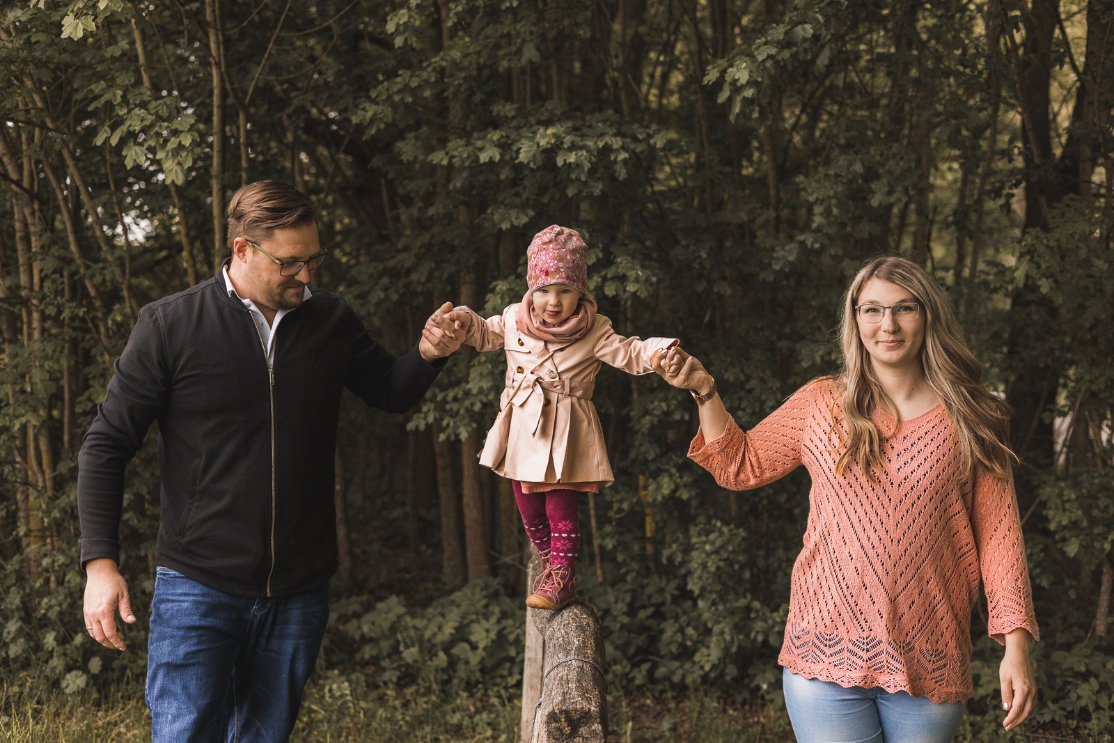 x Familienfotografie Augsburg, Familienfotografin, Familien fotos bilder, Familienfotos, Familienfotoshooting, shooting, Family, königsbrunn, friedberg, waldberg, gablingen, diedorf, mering, merching, landsberg, kaufering, langehrringen