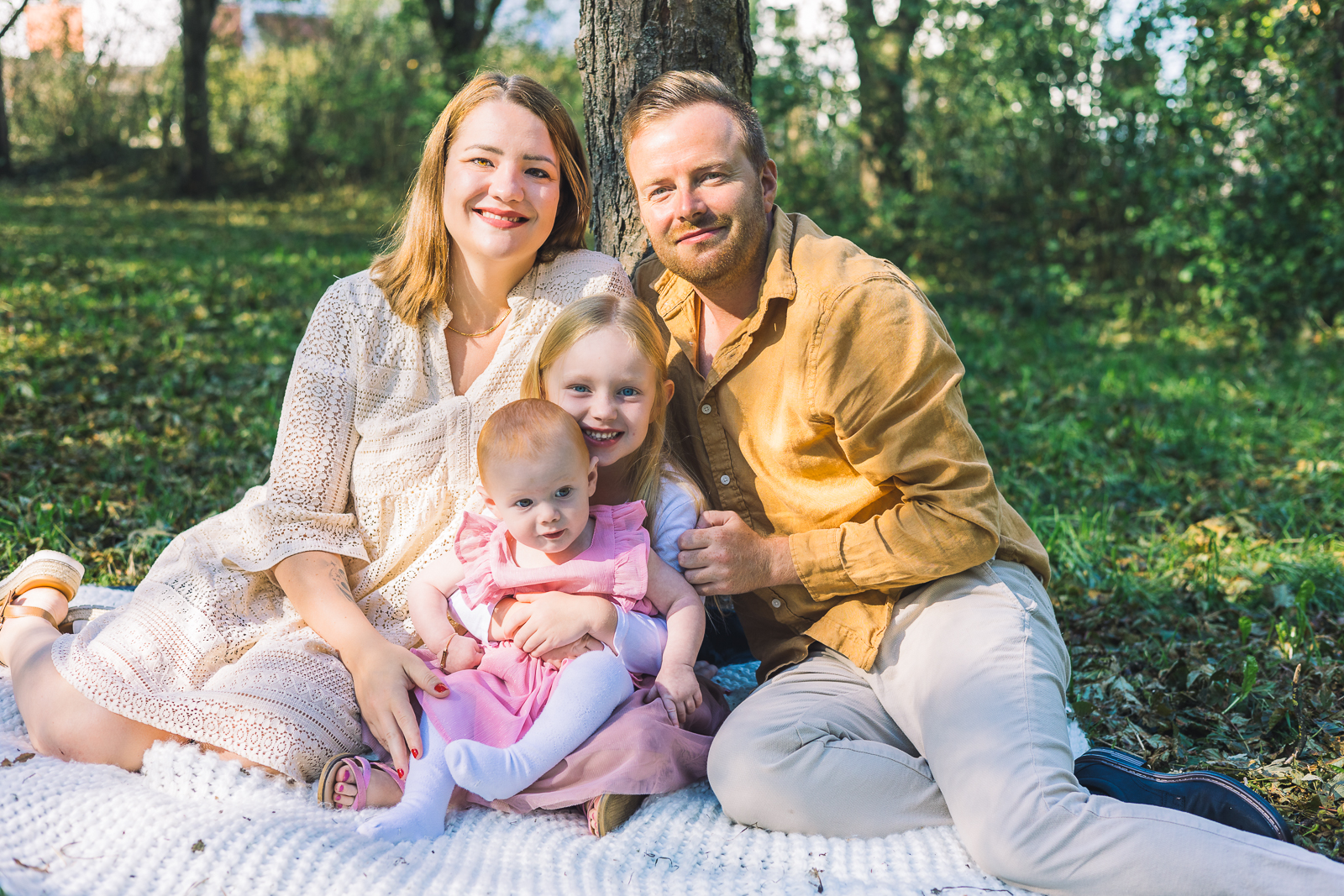 Jasmin Piehler Fotografie, Familienfotos Augsburg, Familienshooting, Familienfotoshooting, Kinderfoto (3)